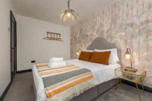 Modern 2-Bedroom House in Blackpool Near Seafront