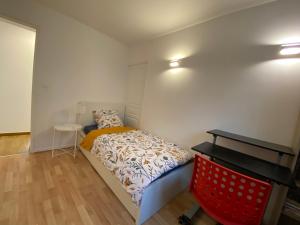 AUBER Modern big apartment with Parking 12 minutes from Metro