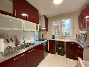 AUBER Modern big apartment with Parking 12 minutes from Metro