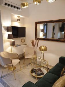 Split Old Town Oasis