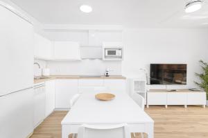 Amazing Carihuela View & Parking