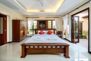 YiZen Boutique Phutara 5 Bedroom Villa