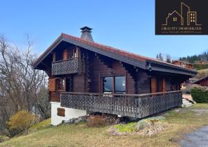 Chalets Chalet 4 pieces + Mezzanine , Les Carroz : Chalet