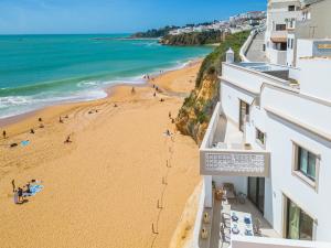 Casa na Muralha - Beach front - Rooftop Jacuzzi by DreamvillasAlbufeira