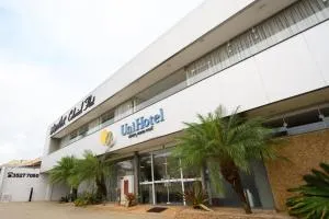 Colonial Flat Hotel - 伊塔佩蒂宁加