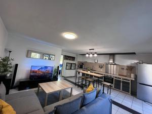 Appartements Grand Appartement T2, charmant jardin : Appartement 1 Chambre