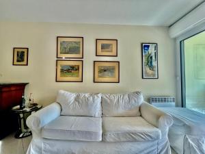 2 rooms in luxury residence bordering Monaco