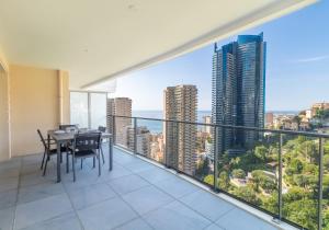 Beautiful apt with terracepool - Near Monaco