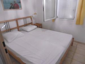 HOLIDAYLAND 429 VILLA T2 MEZZANINE 6 couchages climatisé NARBONNE PLAGE