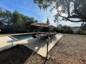 Maisons de vacances Coeur de Lavande - Maison climatisee avec piscine : photos des chambres