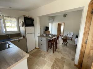 Maisons de vacances Douceur d'Olive - Maison avec piscine privee : photos des chambres