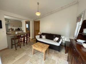 Appartements Fleur de Romarin - Avec piscine privee : photos des chambres
