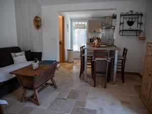 Maisons de vacances Douceur d'Olive - Maison avec piscine privee : photos des chambres
