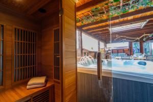 Drents Genieten - Lavendelheide met uitzicht op het water