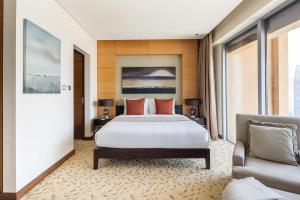 Frank Porter - Emaar Residences Fashion Avenue