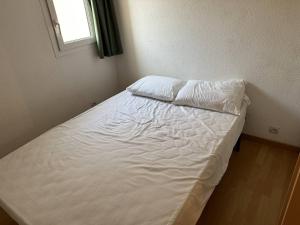 HOLIDAYLAND 256 VILLA T2 MEZZANINE 6 couchages climatisé NARBONNE PLAGE