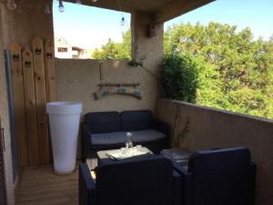 Appartements Studio climatise tout confort a 100 m de la plage : photos des chambres