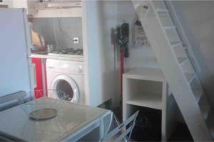 Appartements Studio climatise tout confort a 100 m de la plage : photos des chambres