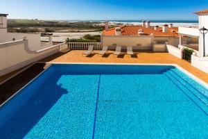Penthouse, vista mar e piscina, Praia del Rey, Óbidos, A12