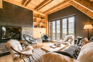 Montpius by Totiaran