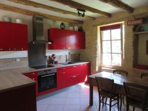 Maisons de vacances Maison au calme, piscine chauffee et spa : photos des chambres