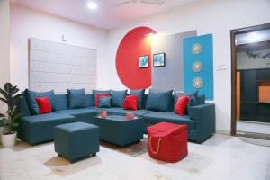 Row House 4 BHK - 4 balconies-Near AIG Hospital, Gachibowli