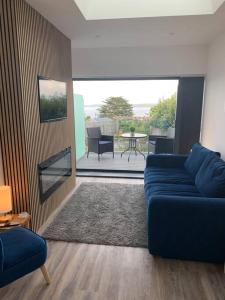 Carbis Daze Ocean Views Studio, SuperKing bed St Ives Carbis Bay