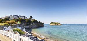 Escale en bord de mer T3 au coeur de Saint-Quay