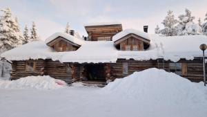 Tokkapirtti B2 Log cabin near Levi center in a peaceful neighbourhood