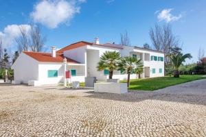 Prainha Paradise - Silhueta Citadina