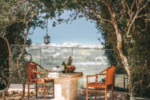 Maroulas Natura Palace - Villa with Private Pool & Panoramic Sea View, near Rethymno Beach