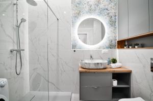 Apartament SUNSET 79 by Housine