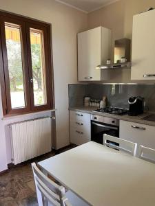 Casa Emy, tranquilla, ottima per Rilassarsi