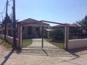 Ryan's house - Toúmba