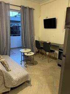 Cozy Apartment In The Heart Of Athens