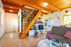 Quiet family house Butterfly place - Ihan