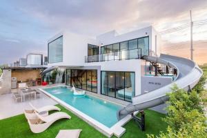 Tantawan Poolvilla Huahin