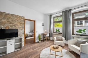 Wupper Home II, Top Lage Ideal für Geschäftsleute, Monteure, Familien, 3 Zimmer, Flachbild-TV