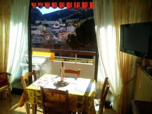 Studio Petite Provence vacances ou cure vue montagne