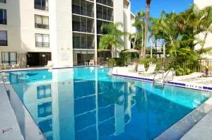 Two-Level, Heated Pool, Trolley to Beach & Village - Siesta Key