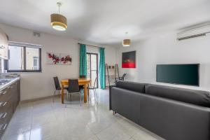 Spacious, one bedroom apartment in Paceville