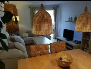 APARTAMENTO AMPLIO CERCA DEL MAR - Playa de Miramar