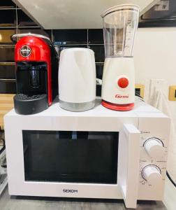 Picasso Art Room Studio Apartment img37