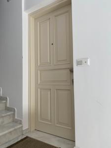 Στούντιο σε ανακαινισμένο αρχοντικό του 19ου αιώνα, κέντρο Μύρινας