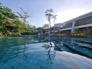 Santorini imbassai,100 m praia menor preço