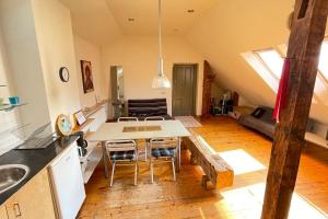 Mansard studio in the heart of Old Town