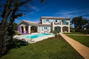 Ferienhaus mit Privatpool für 6 Personen ca 1991 qm in Krmed, Istrien Westküste von Istrien - Krmed