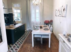 Maisons de vacances Maison avec jardin : photos des chambres