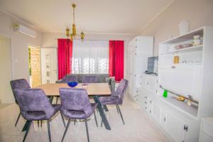 Apartments Anita near Opatija with private parking