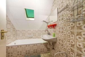 Holiday home in Balatonmariafürdo 45324